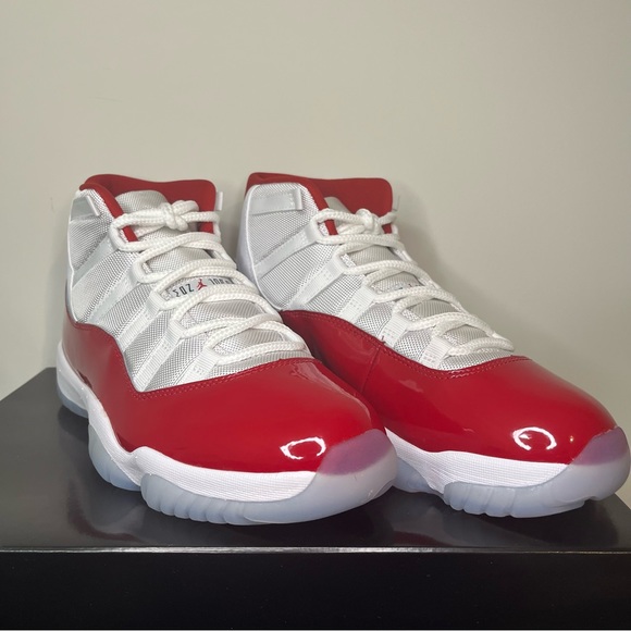 New Nike Air Jordan Retro 11 Cherry Red White Mens Size 10 CT8012-116 New In Box - Picture 2 of 10